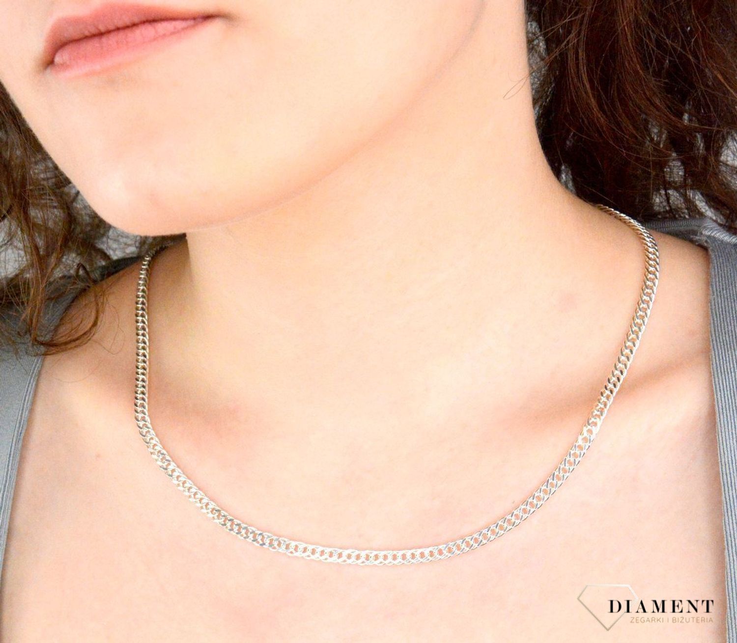 Łańcuszek srebrny rombo próba 925, DIA-LAN-12521-925 4mm Efektowny splot, który przez swoją uniwersalną strukturę jest idealną bazą do rozmaitych wisiorków oraz dodatków.1.jpg